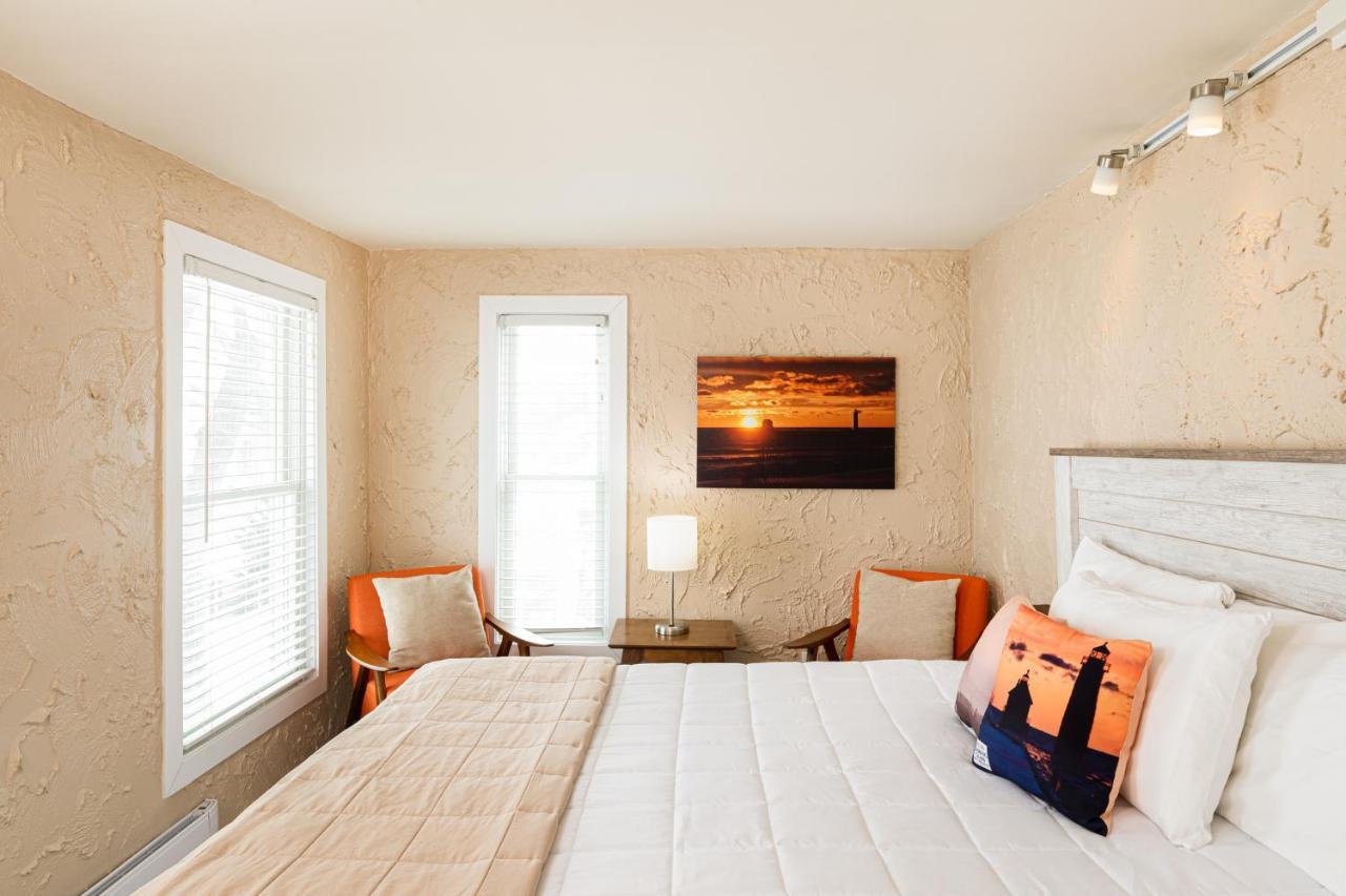 Looking Glass Beachfront Inn Grand Haven Luaran gambar