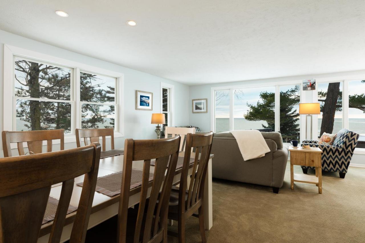 Looking Glass Beachfront Inn Grand Haven Luaran gambar
